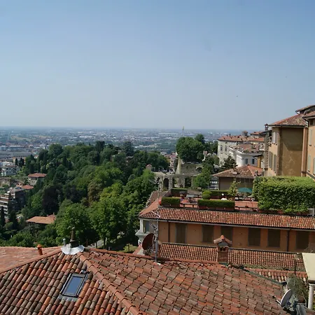 La Luna Blu In Old Town Affittacamere 3*